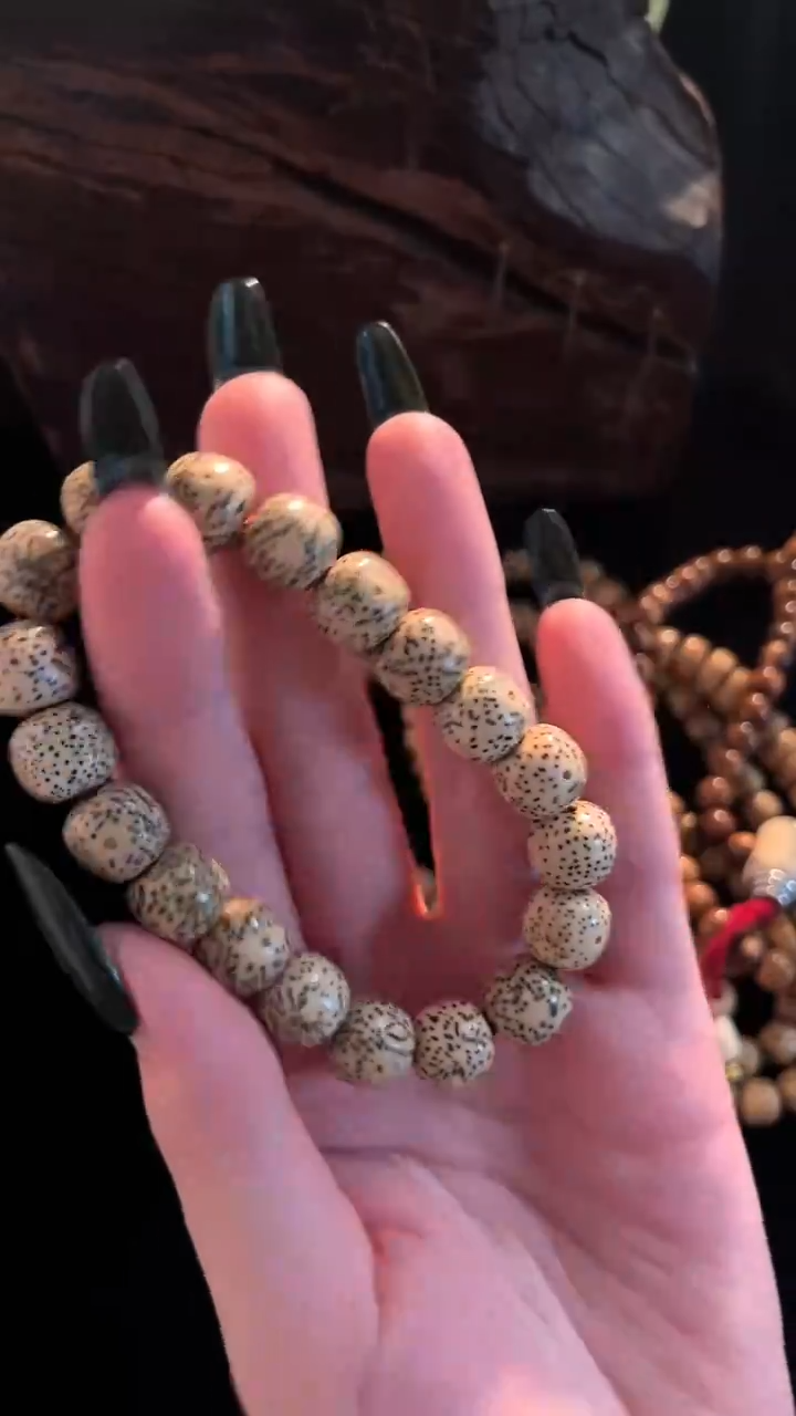 手串星月菩提精工级陈籽11*10桶珠手串