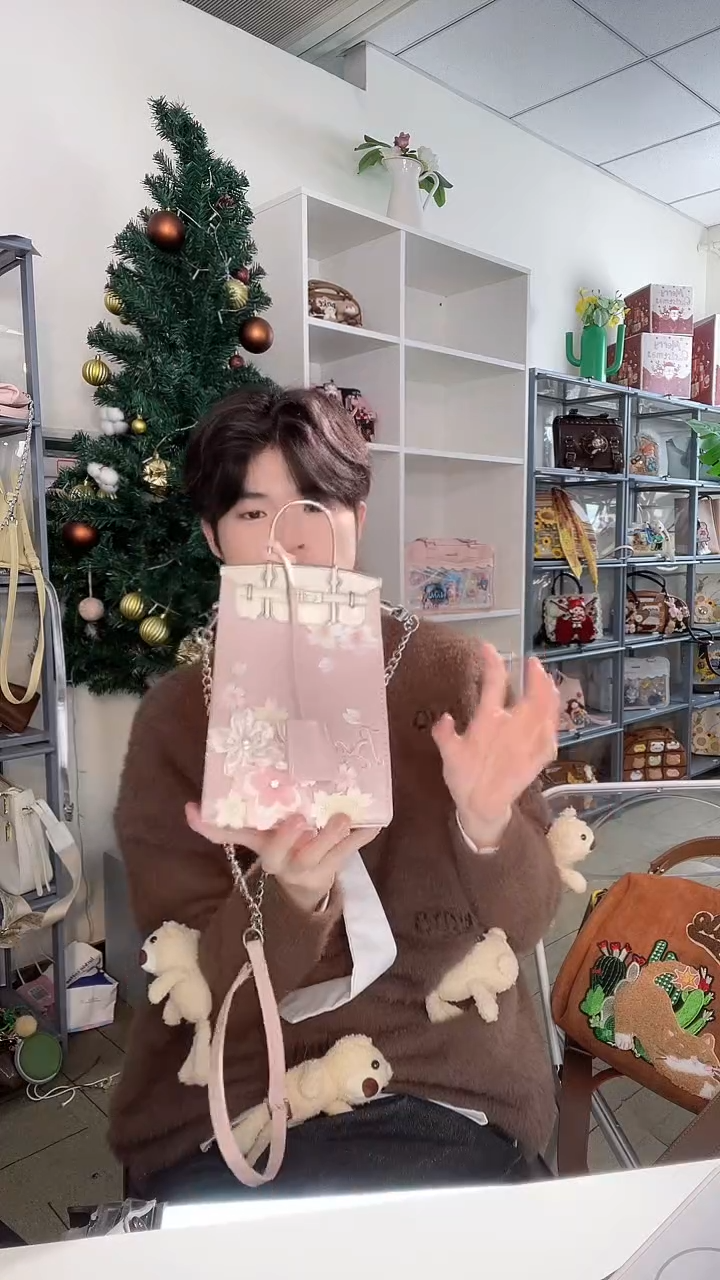 PU必灵饰物局桃夭