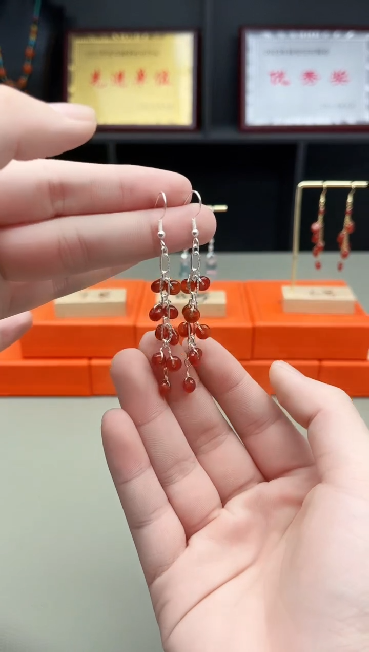 未镶嵌耳钉玛瑙/玉髓323