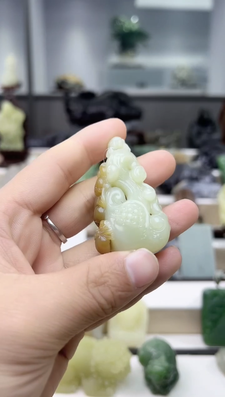 【闪购商品】和田玉挂件未镶嵌吊坠