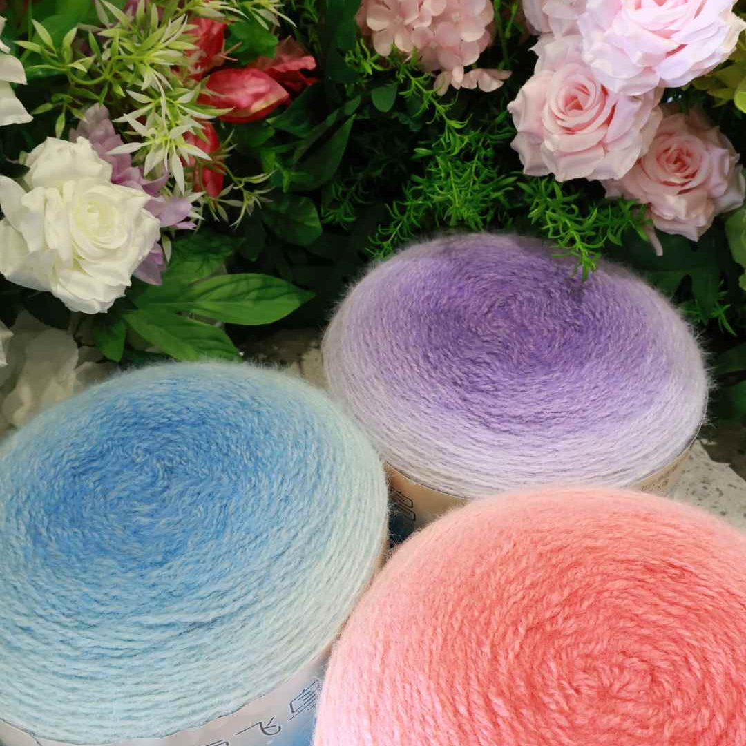 雪飞鸟·梦雅plus羊毛含量35%玫瑰花束毯七星毯斗篷毛线600g