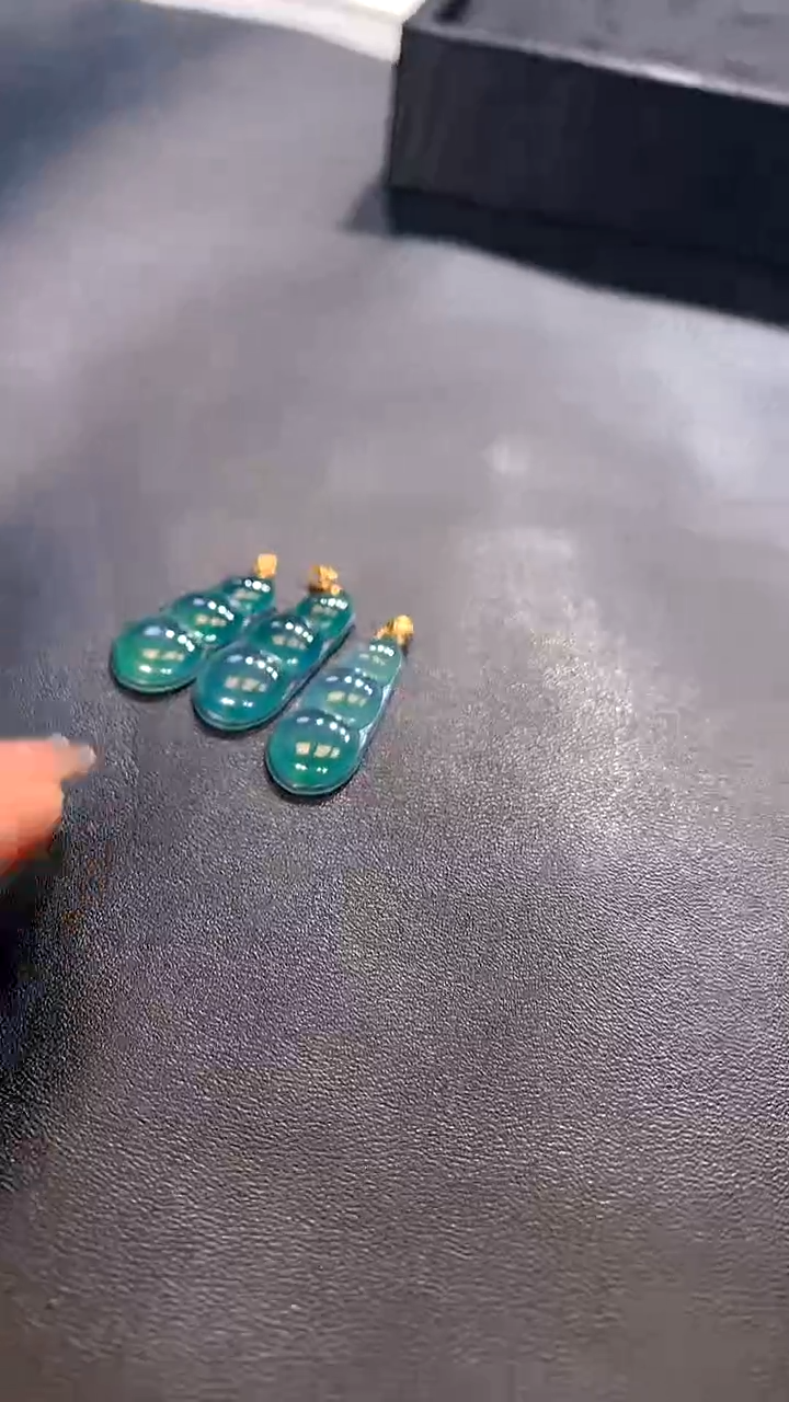 【闪购商品】定制翡翠未镶嵌31-多样性发货（发其一）