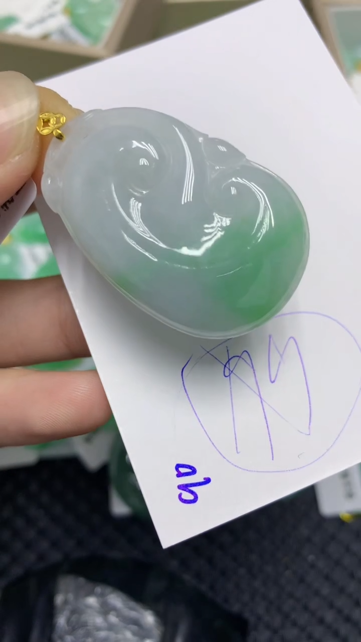 颈饰18K金镶嵌翡翠缅甸A货翡翠