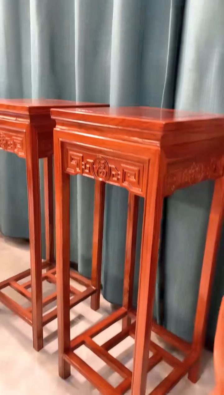 【闪购商品】紫檀木类成套家具刺猬花架一对