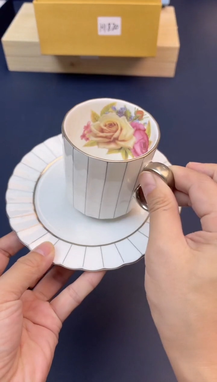 【闪购商品】瓷片年底换新,全部赔钱出@@EH523