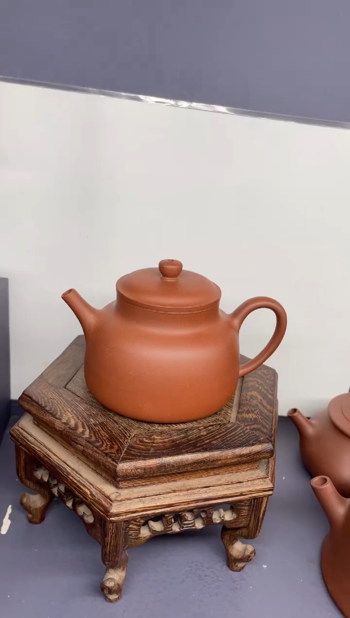 茶壶紫砂底槽清 言心