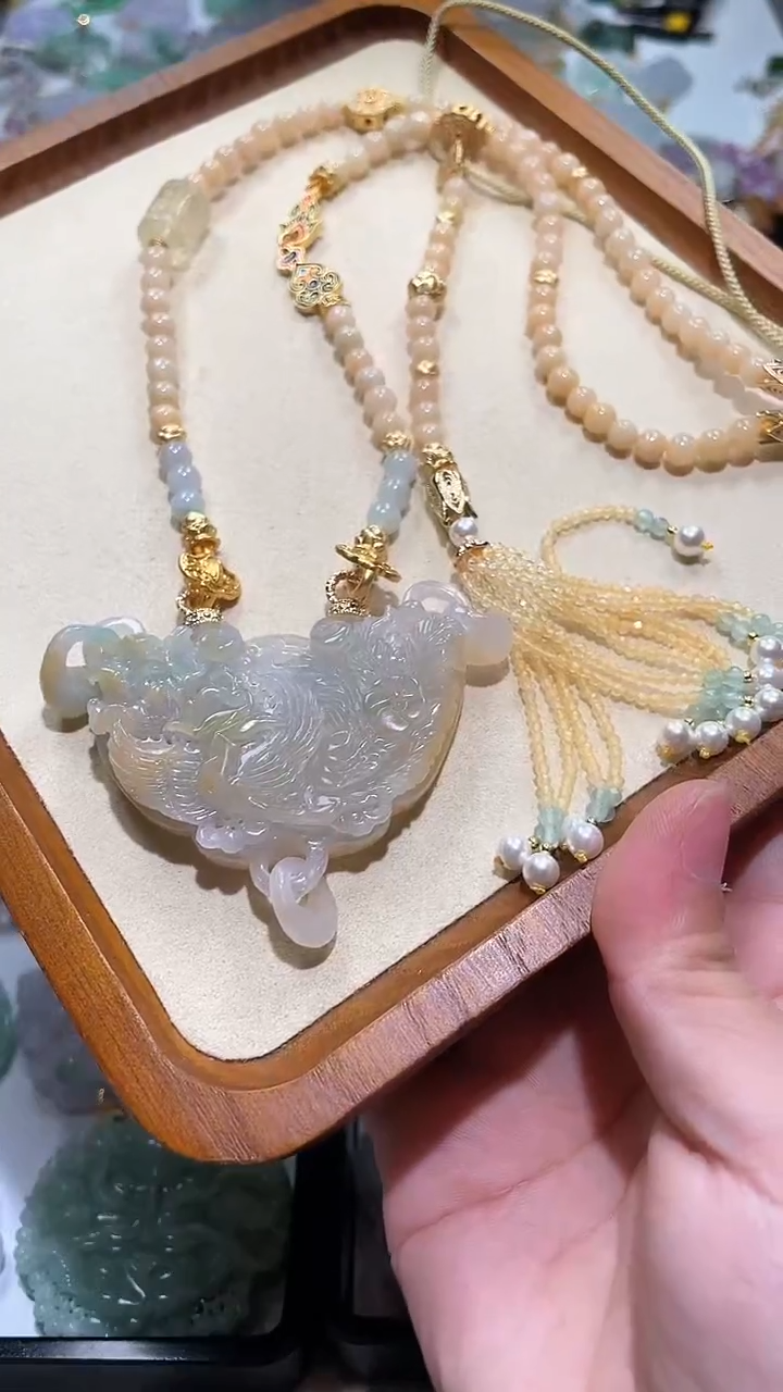 【闪购商品】翡翠颈饰未镶嵌吊坠