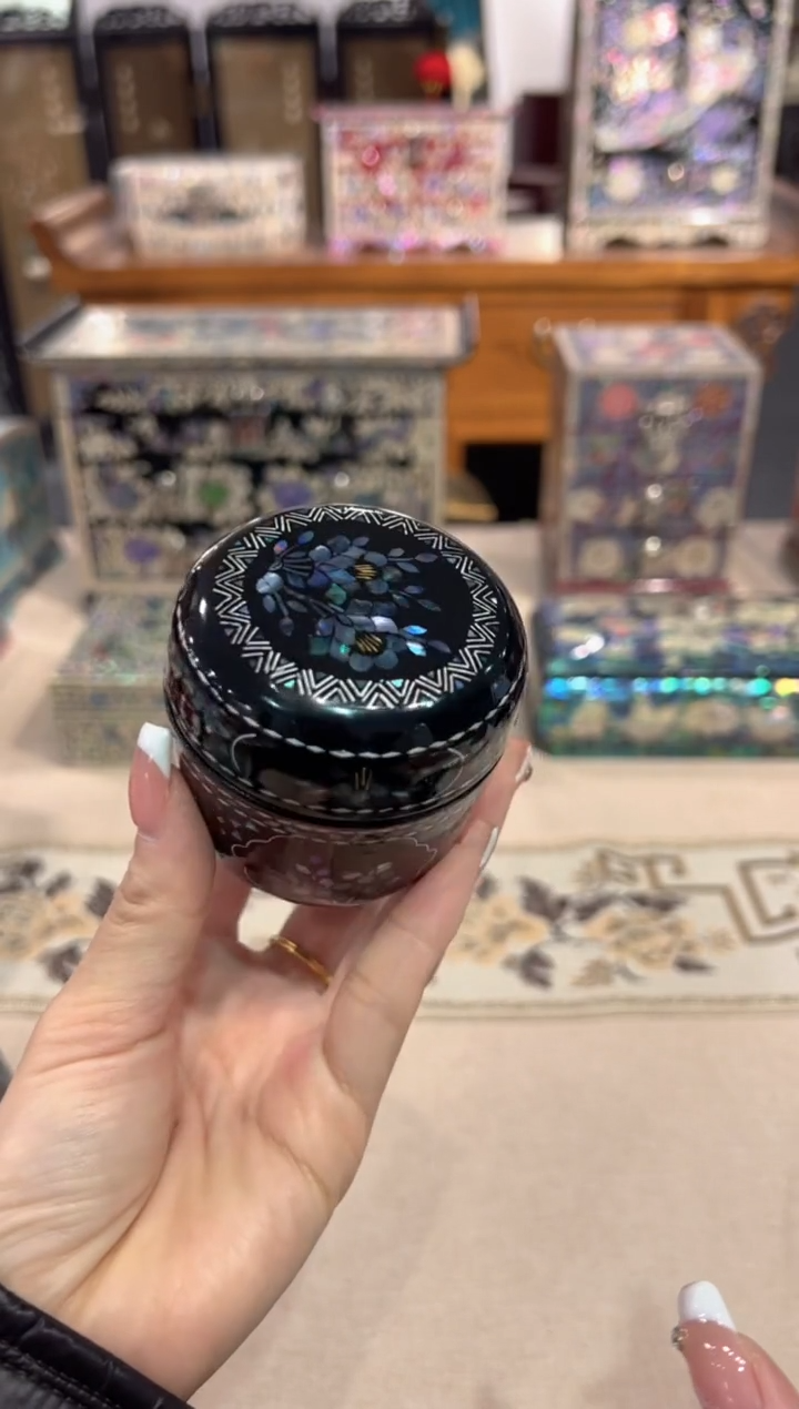 【闪购商品】微瑕老货弘贝雅螺钿漆器文化馆