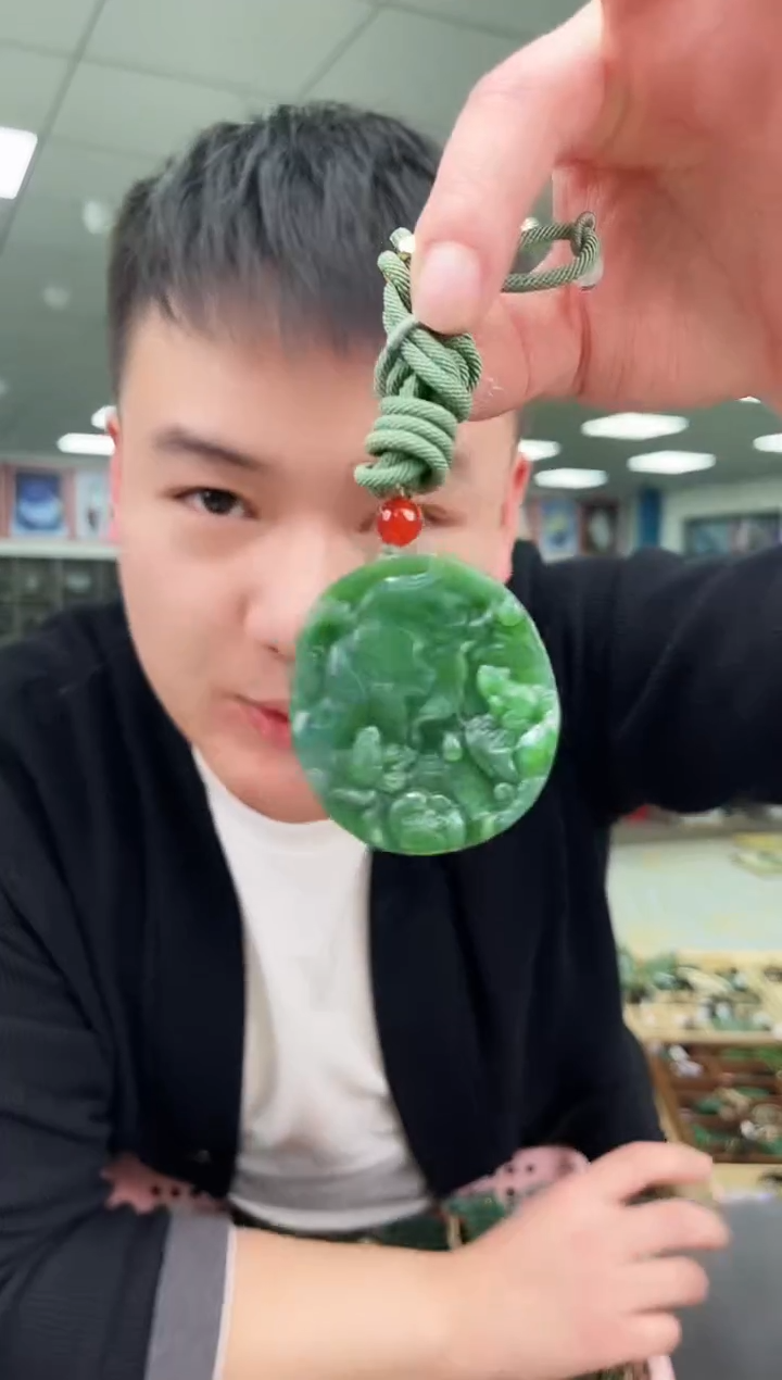 未镶嵌和田玉挂件b23