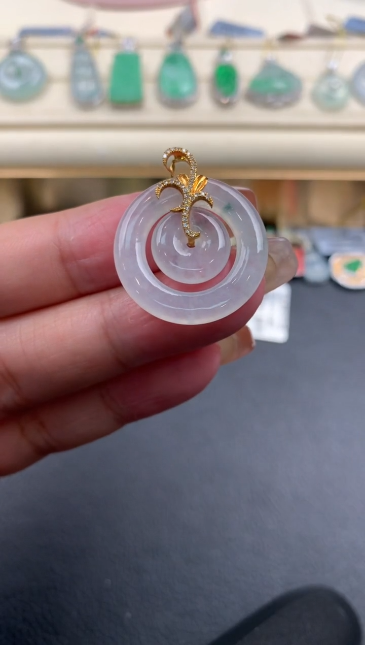 【闪购商品】翡翠颈饰18K金镶嵌Q100