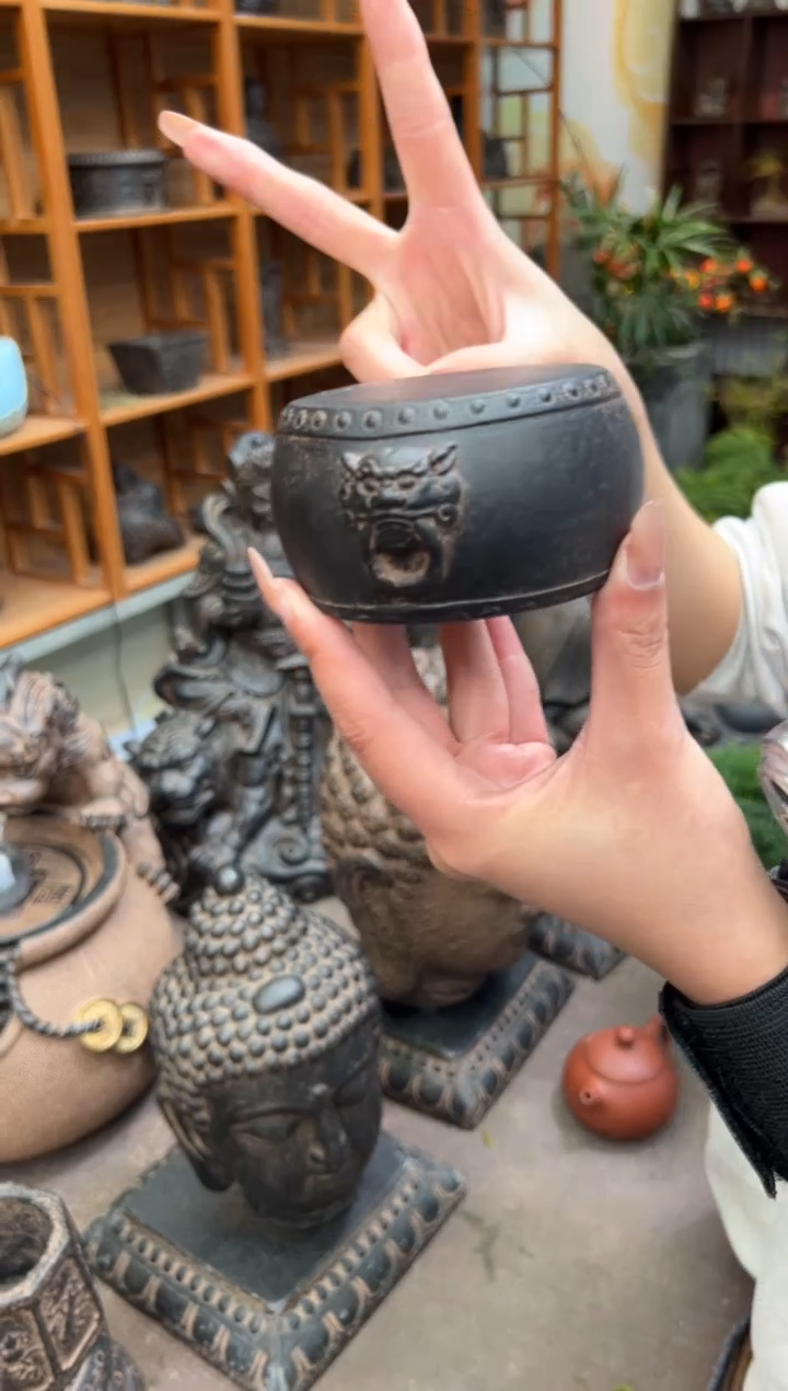 陶土【火山泥】兽头小鼓