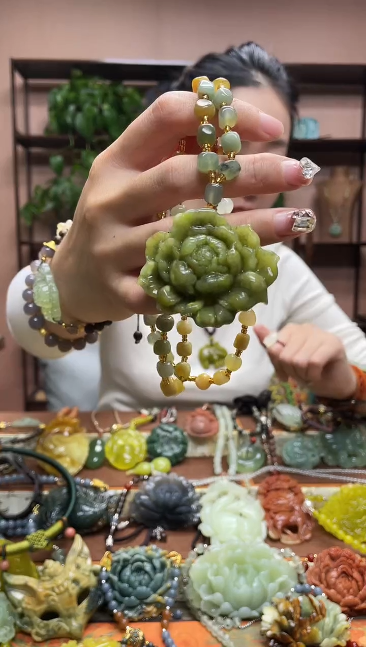 未镶嵌岫玉吊坠·2