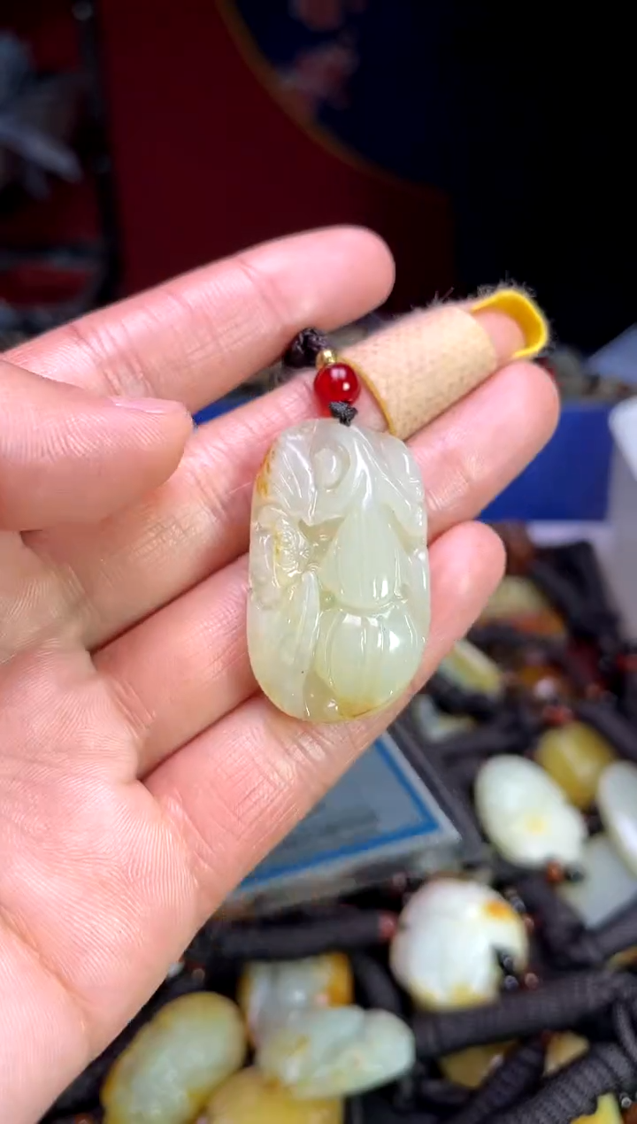 【闪购商品】和田玉颈饰未镶嵌1