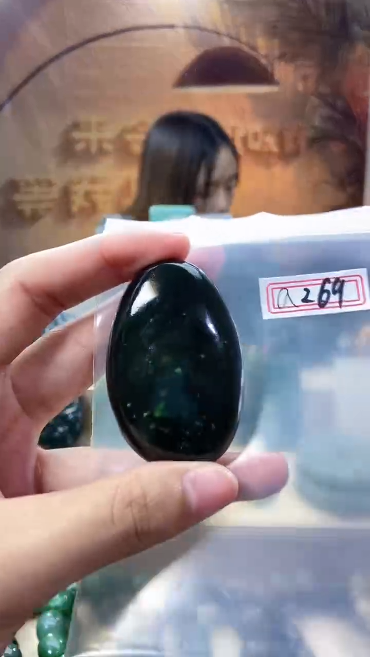 未镶嵌和田玉挂件1