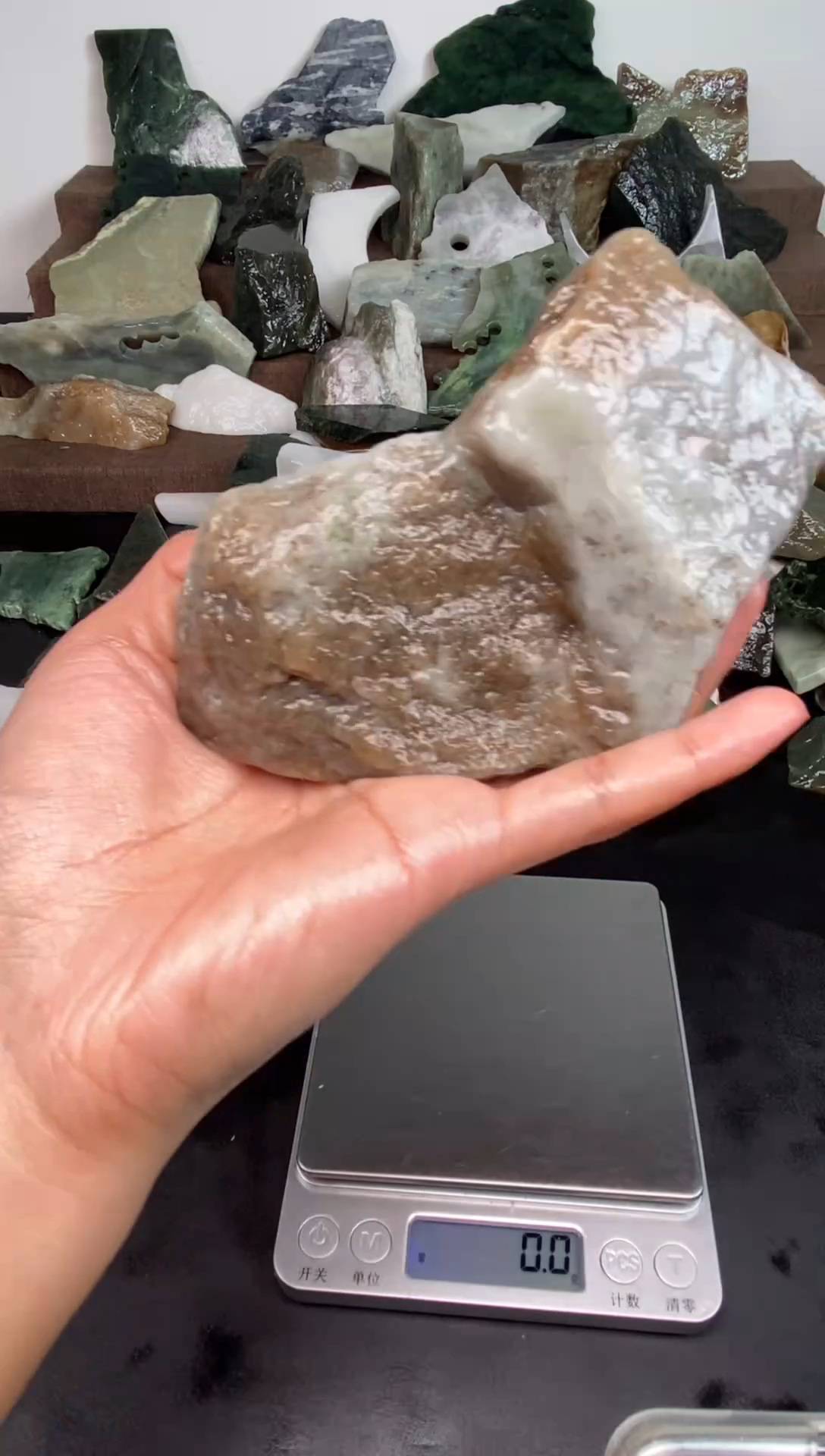 未镶嵌和田玉摆件9