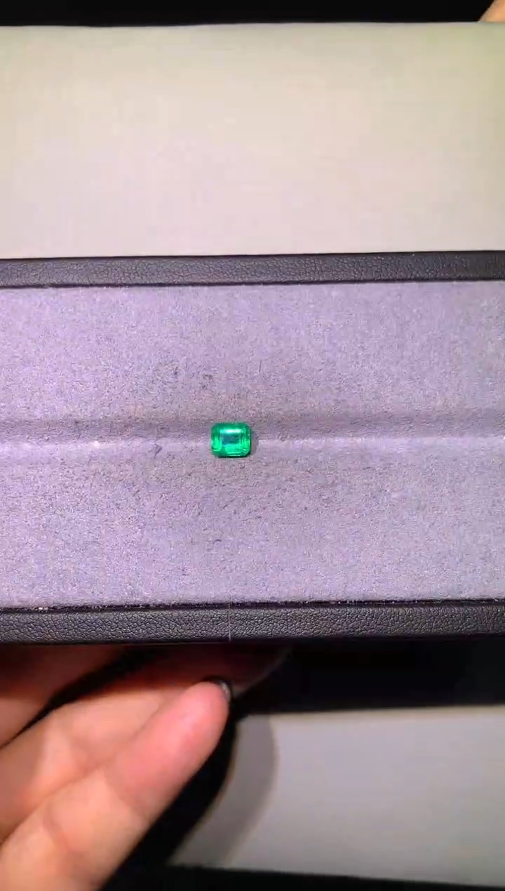 【闪购商品】祖母绿裸石未镶嵌1.16ct木佐微油GRCA096