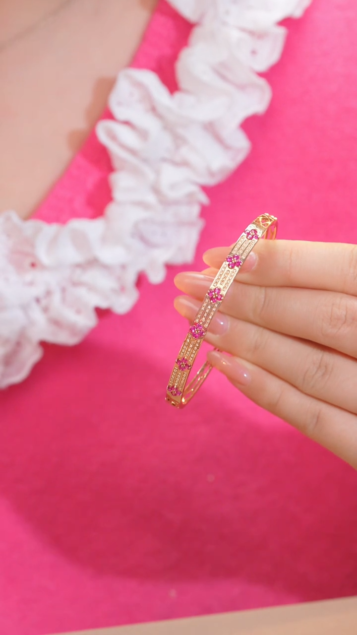 【闪购商品】红宝石手镯18K金镶嵌@@U8776