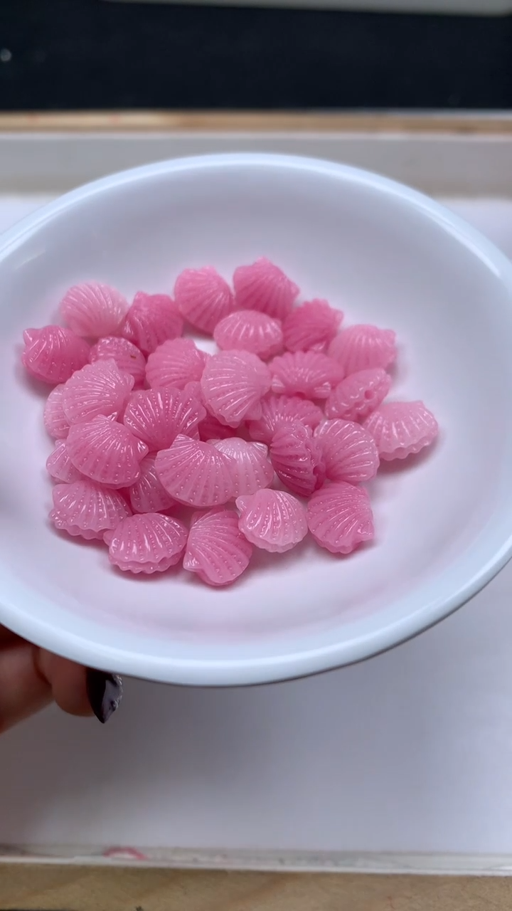 未镶嵌散珠拼合珍珠（马贝珠）E956 女皇贝 贝 壳6*8mm6个6.8元