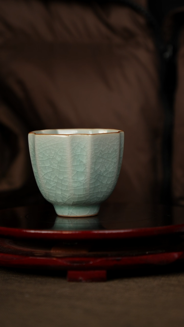 樊立大师 鱼鳞五瓣葵口