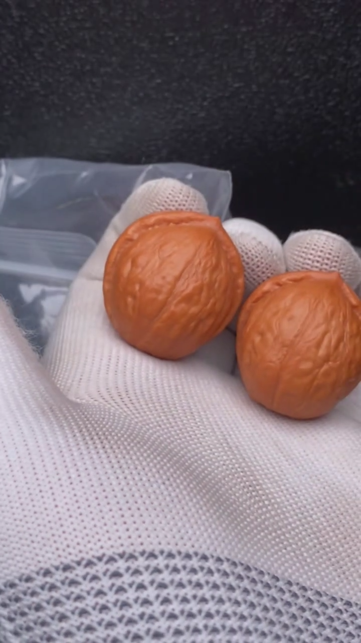 【闪购商品】文玩核桃把件金珠