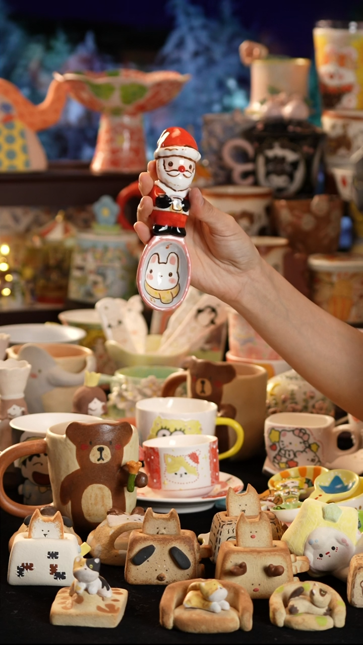 摆件陶景德镇釉下彩手绘设计师款陶瓷