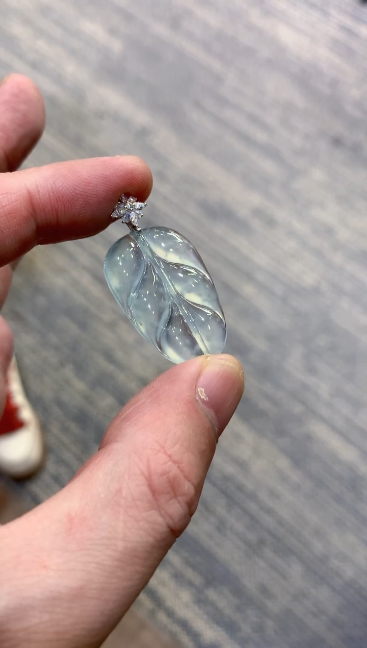 颈饰未镶嵌翡翠天然A货翡翠