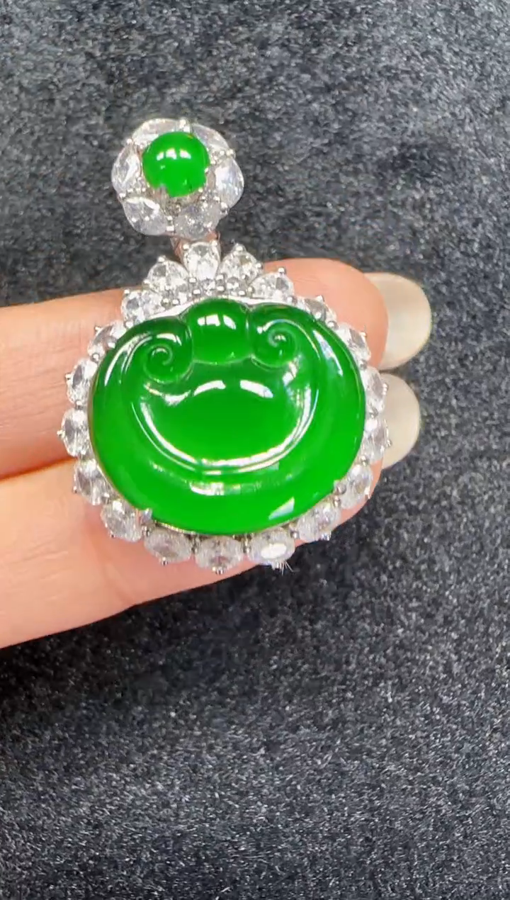 未镶嵌定制翡翠翡翠吊坠197