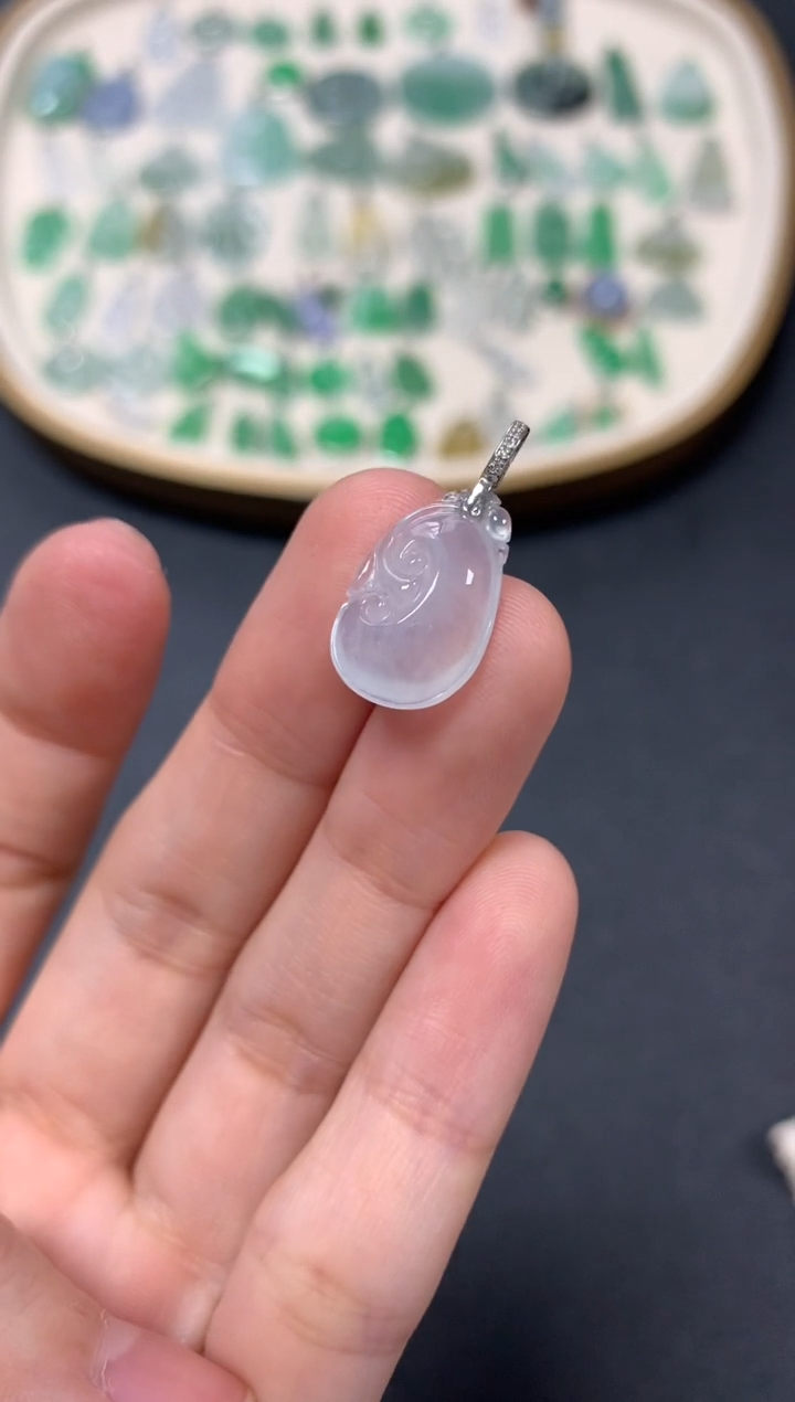 【闪购商品】翡翠吊坠(不含链)18K金镶嵌980