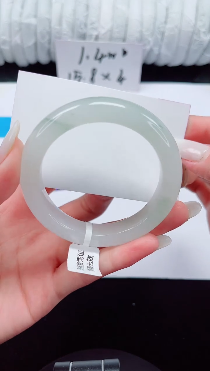 未镶嵌手镯石英质玉132-53/54