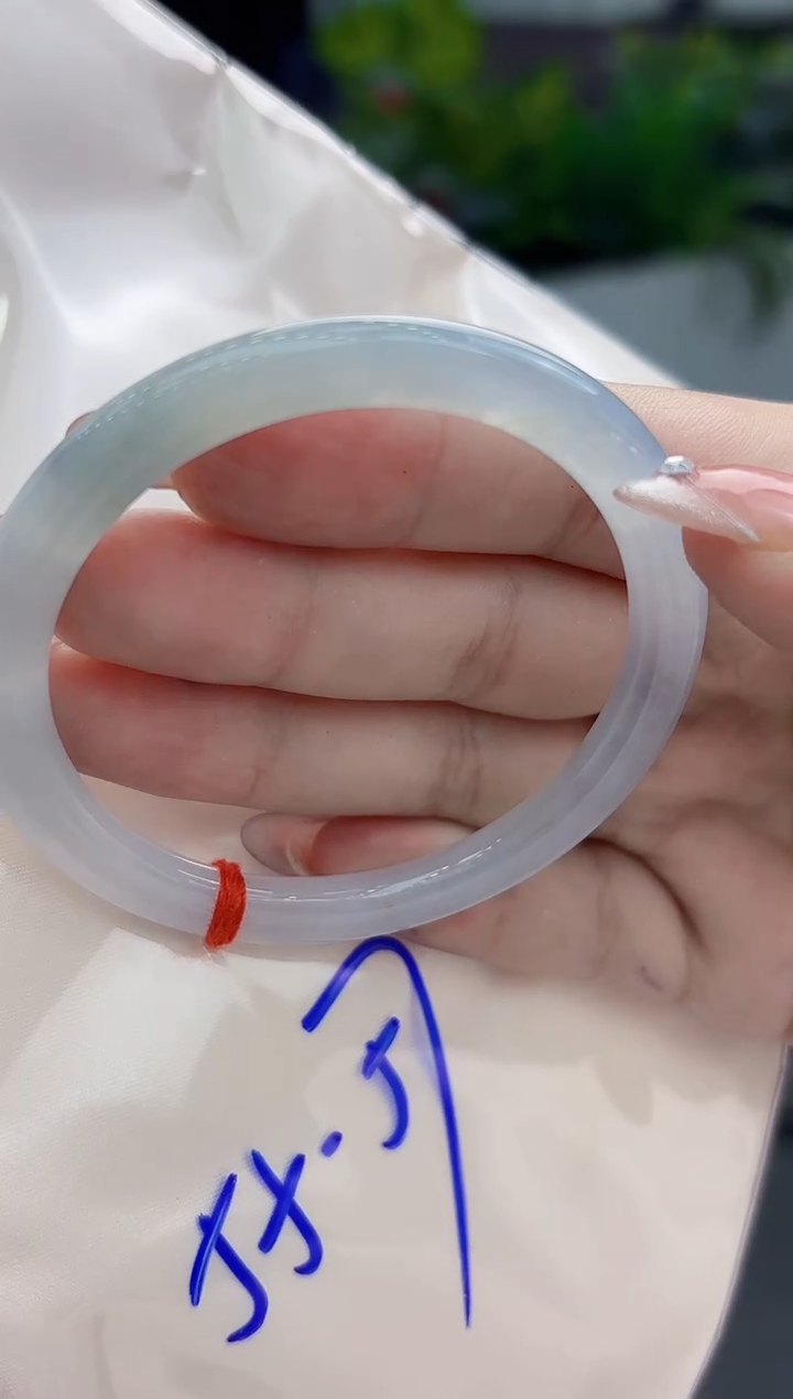 【闪购商品】翡翠手镯未镶嵌翡翠手镯