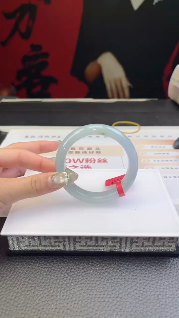 【闪购商品】翡翠手镯未镶嵌12翡翠手镯