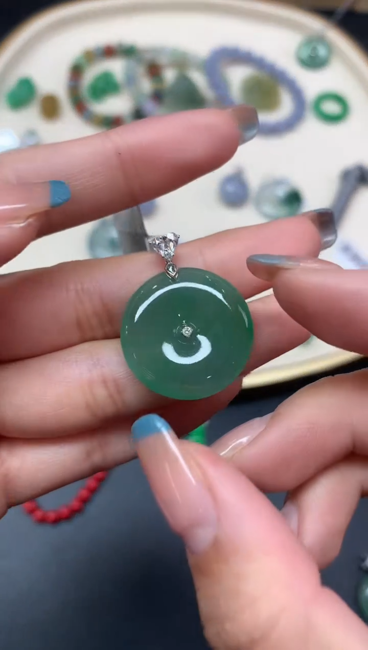 【闪购商品】翡翠吊坠(不含链)18K金镶嵌吊坠A86|98001