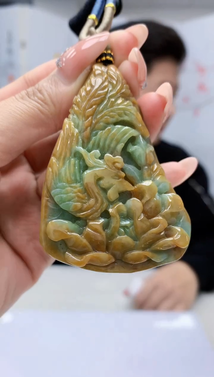 【闪购商品】定制翡翠未镶嵌4917MM-毛货挂件34