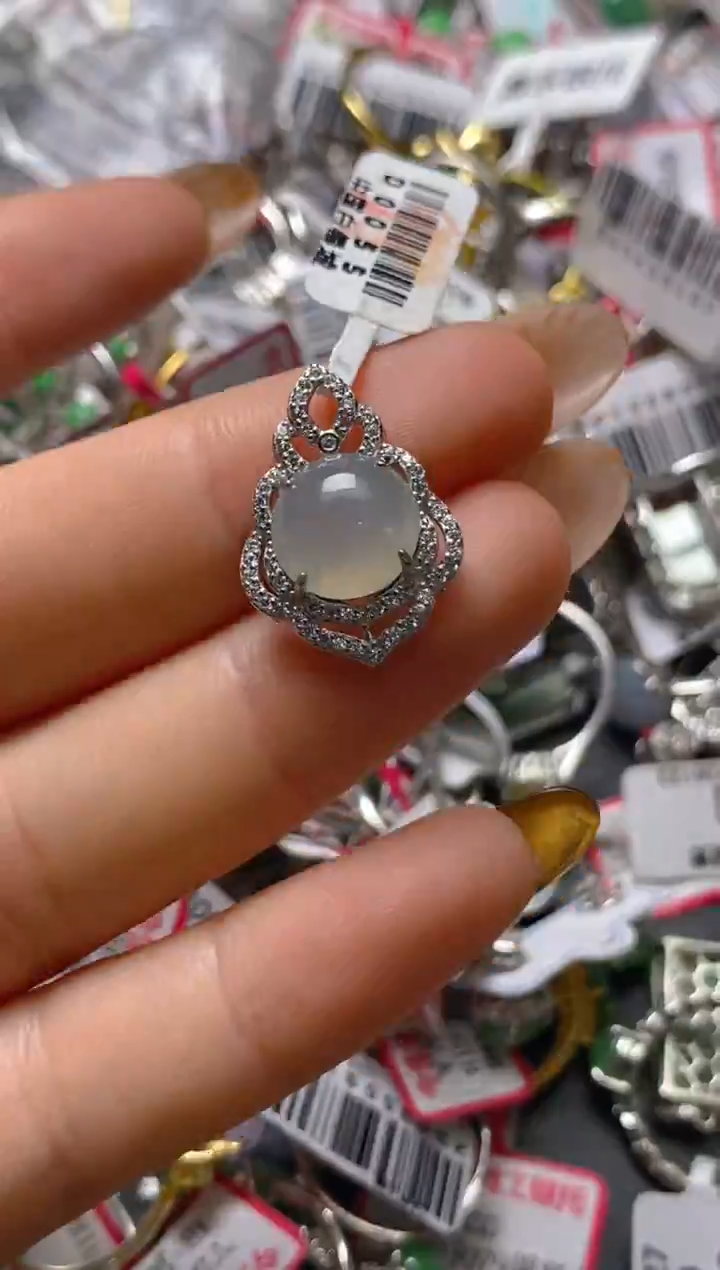 银S925镶嵌戒指翡翠百内无证书