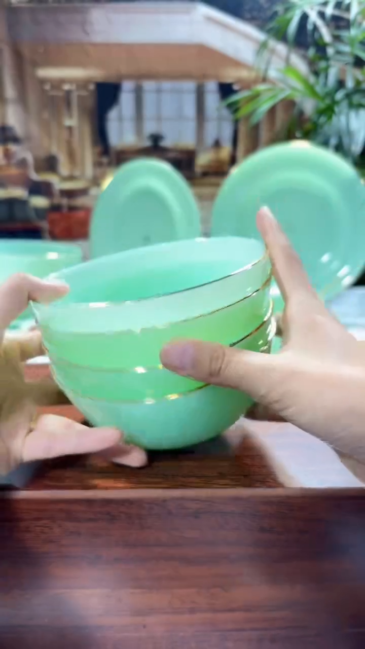 【闪购商品】.... 5.5英寸玉瓷碗4个口径13.8厘米 