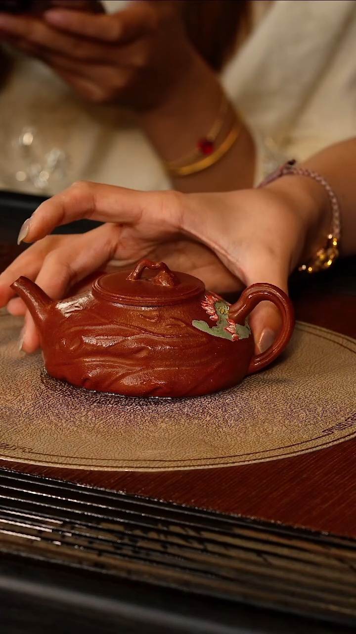 茶壶紫砂宜兴紫砂DXY 降坡 荷韵 140cc