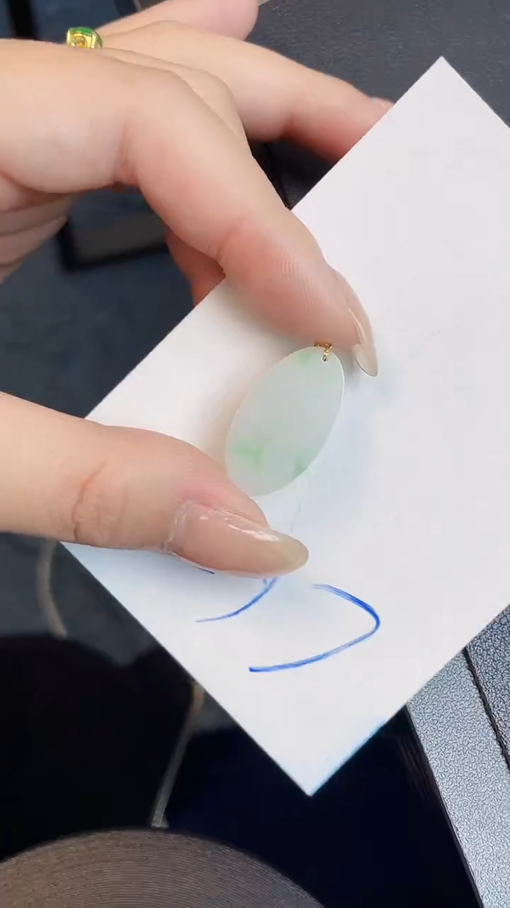 【闪购商品】翡翠颈饰18K金镶嵌00000000