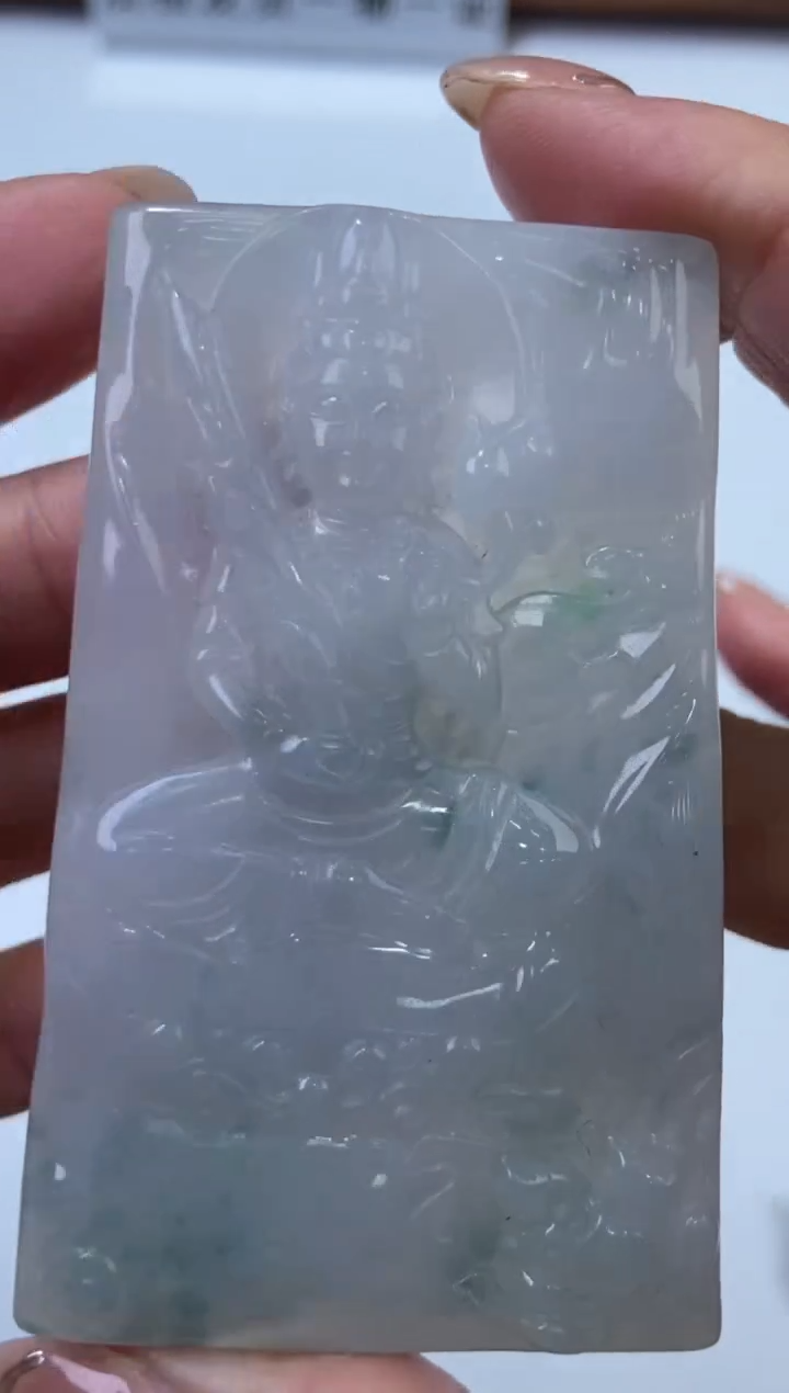 翡翠未镶嵌挂件285907      