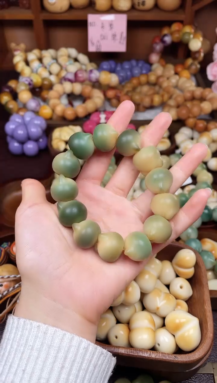 手串菩提根/象牙果Q干磨渐变绿色猫猫头单圈