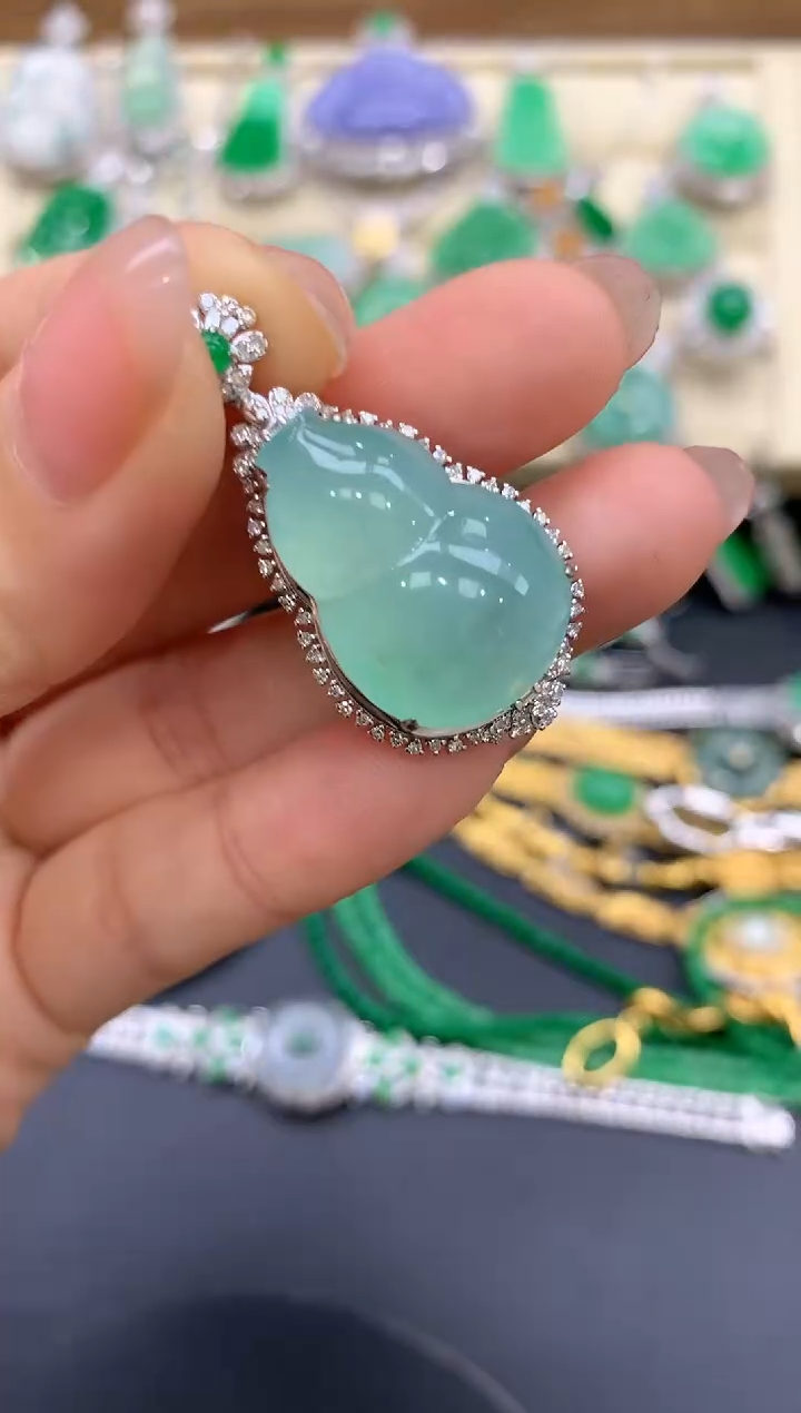 【闪购商品】翡翠颈饰18K金镶嵌535-中国好珍宝