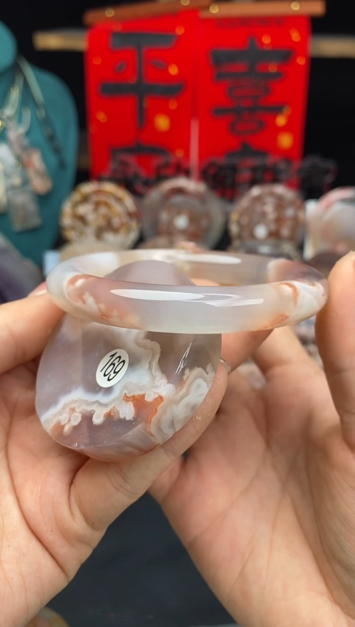 【闪购商品】石英质玉手镯（圆镯）未镶嵌56