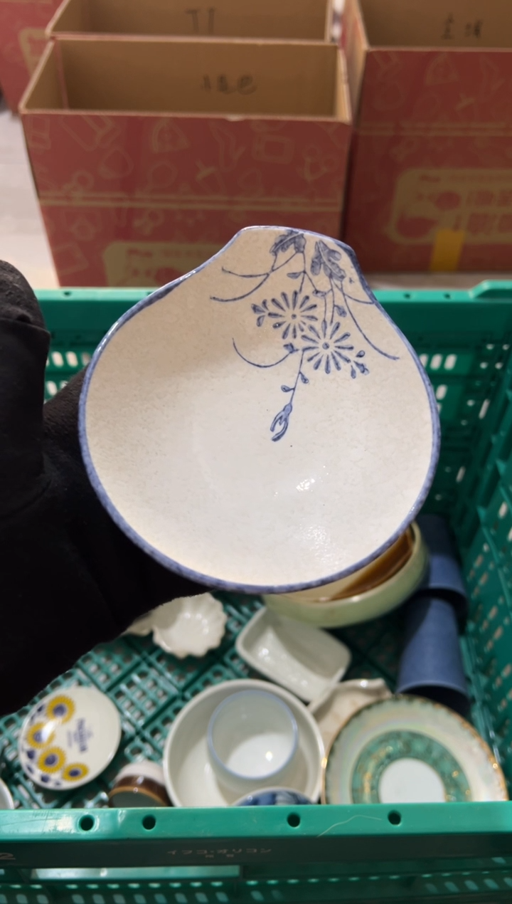奕*奕玲  中古商品默认瑕疵完美主义慎拍