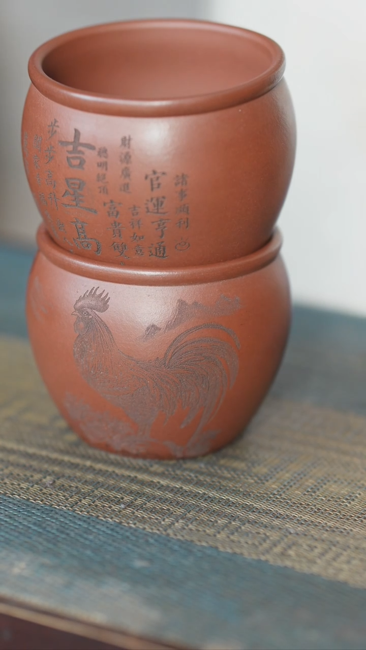 【闪购商品】喀左紫砂真不错，主播就是做壶的