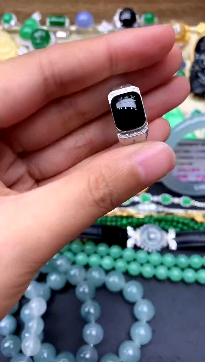 【闪购商品】翡翠戒指18K金镶嵌290-中国好珍宝