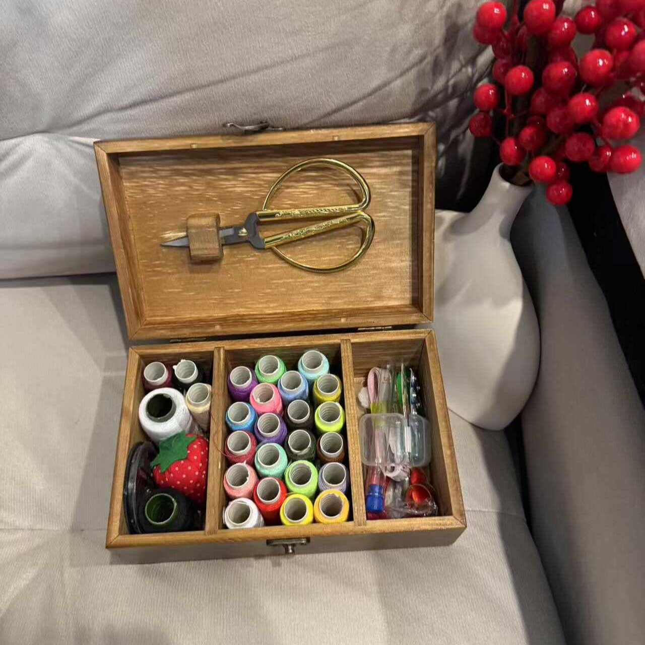 针线盒 规格颜色随机 RS