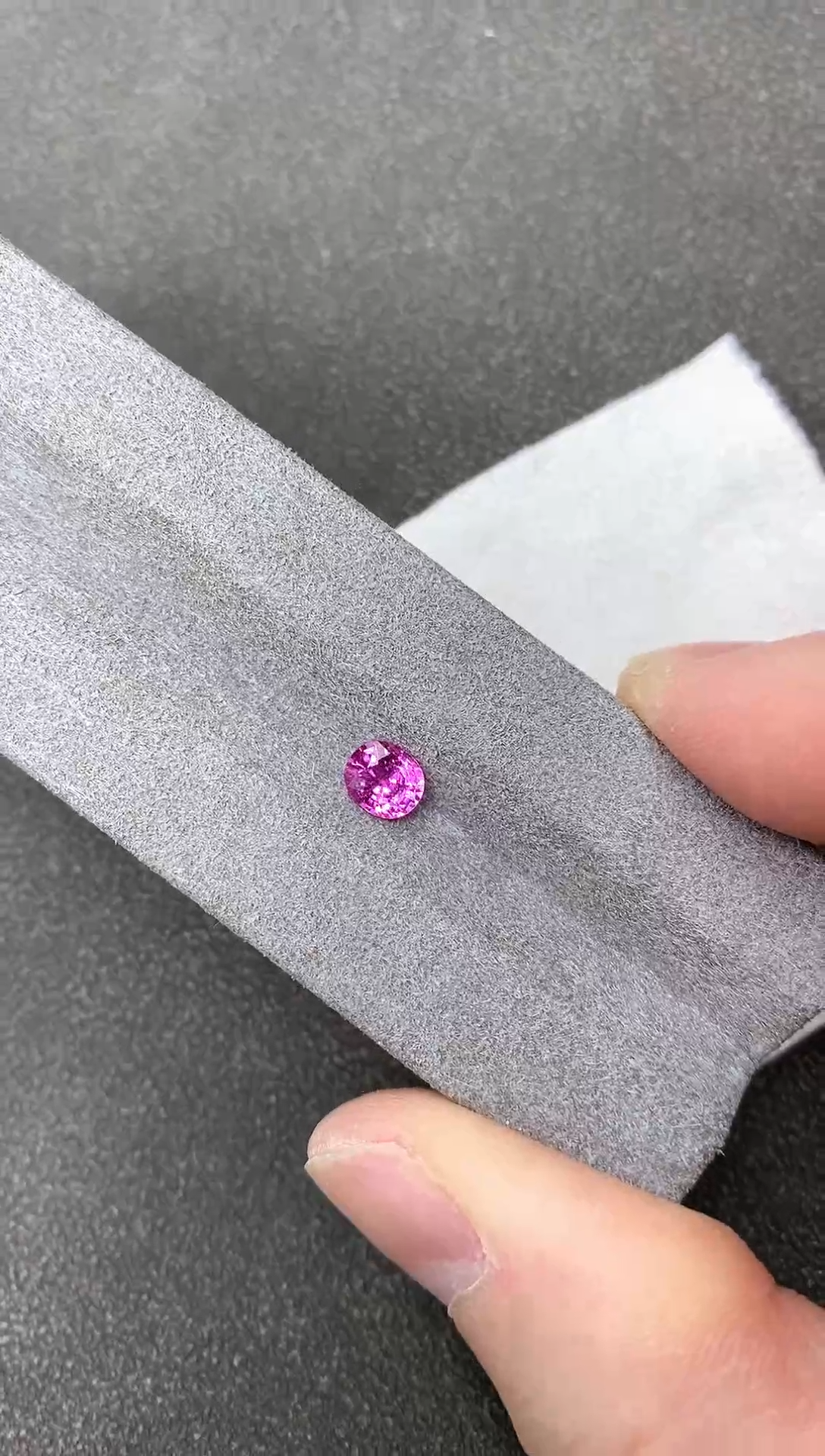 【闪购商品】蓝宝石裸石未镶嵌0.8克拉 无烧粉色蓝宝石