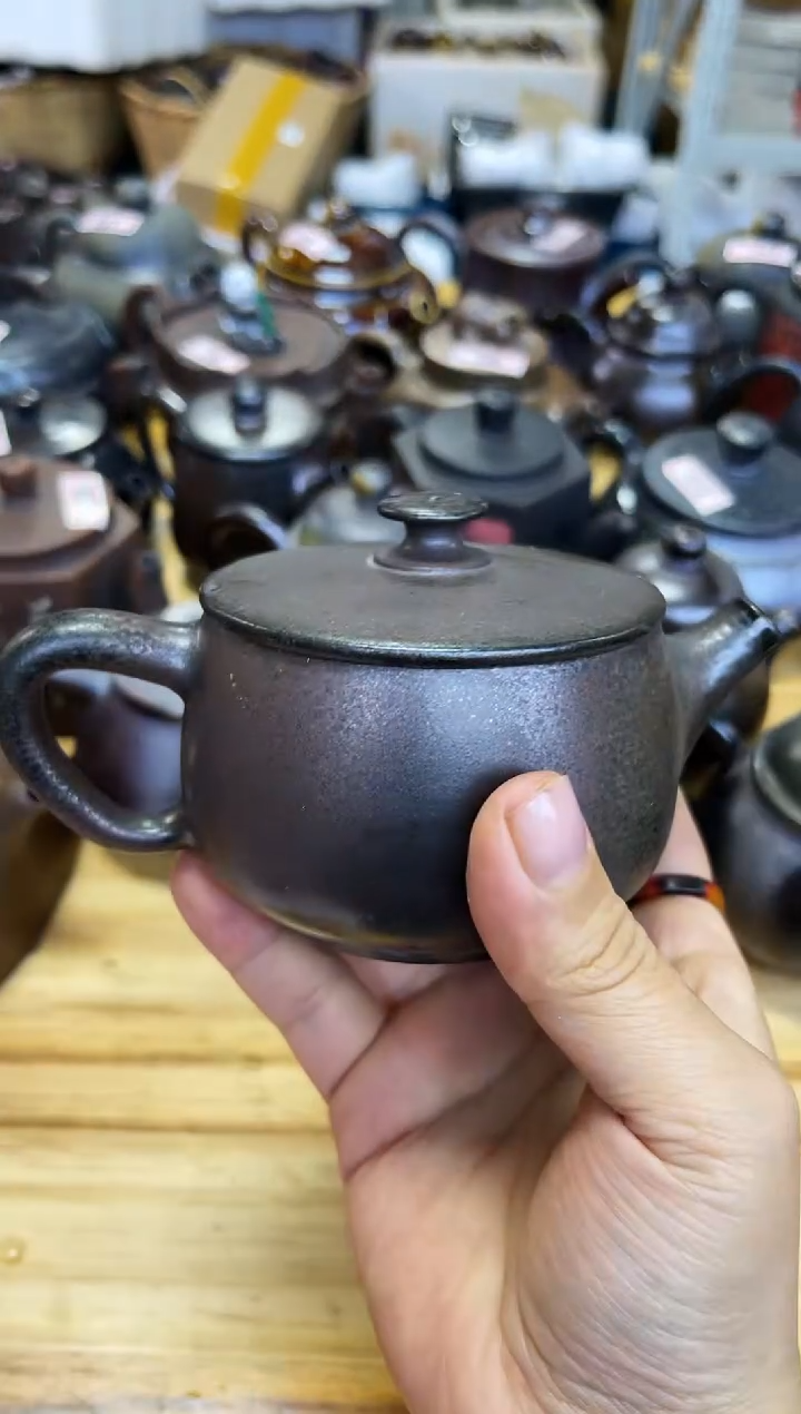 【闪购商品】壶225 号【白云推荐】