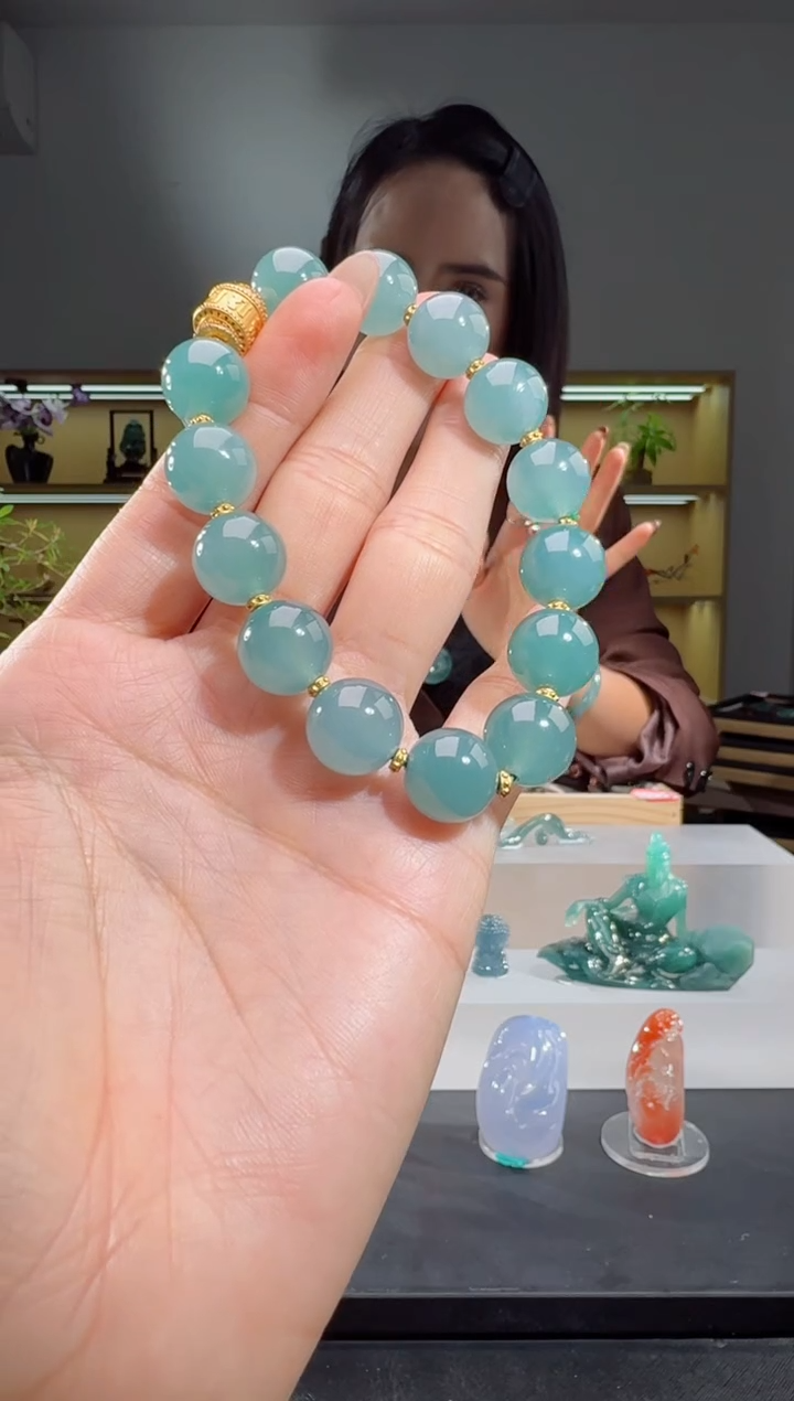 未镶嵌手串翡翠手串（多样性发其一）