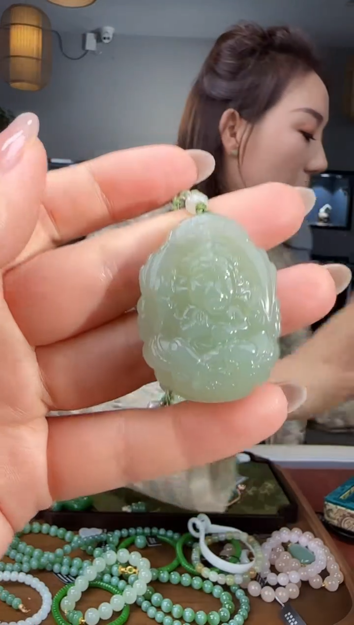 和田玉未镶嵌吊坠(不含链)1