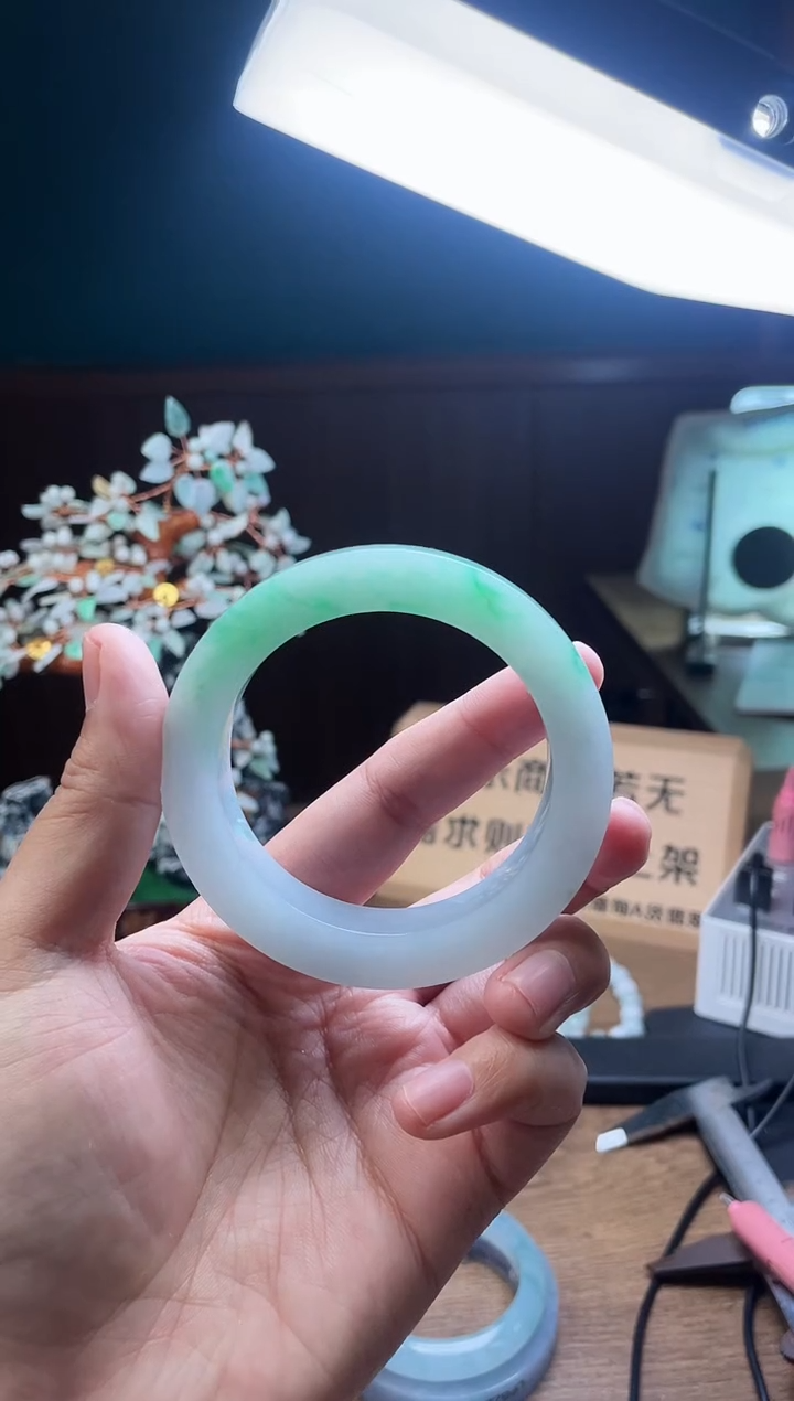 【闪购商品】定制翡翠手镯未镶嵌 定制